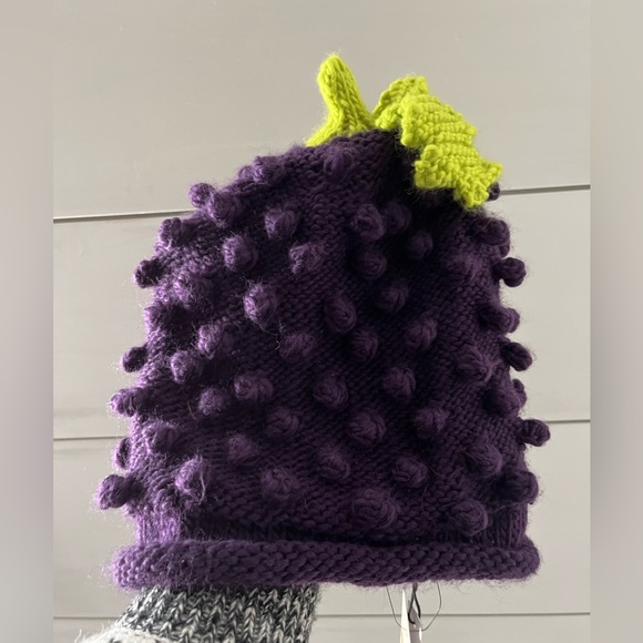 Urban Outfitters Cooperative Grape Beanie - Picture 2 of 8